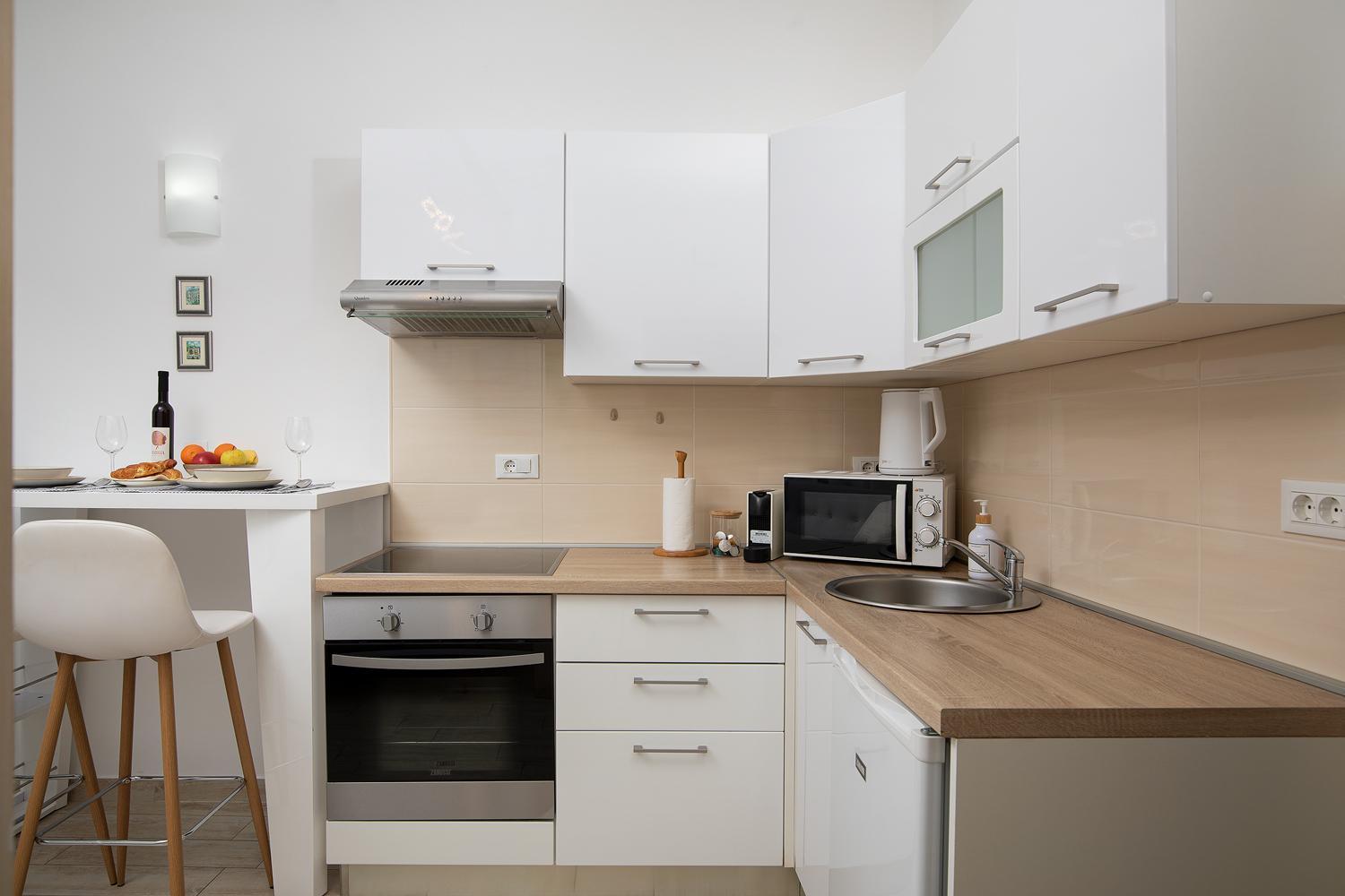 Elegant Apartment Next To Arena Пула Экстерьер фото
